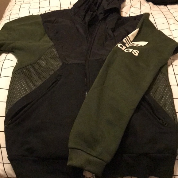 Adidas jacket - Picture 2 of 4